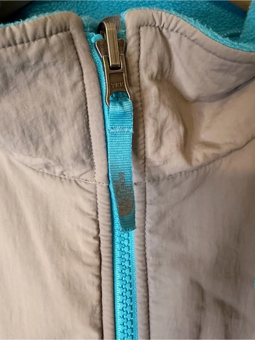 The North Face Girls XL 18 Fleece Jacket Blue Gray Full Zip Lightweight Coat